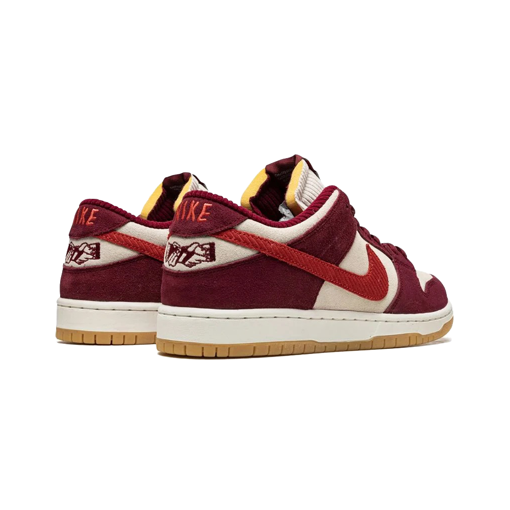 Nike Dunk Low SB - 'Skate Like a Girl'
