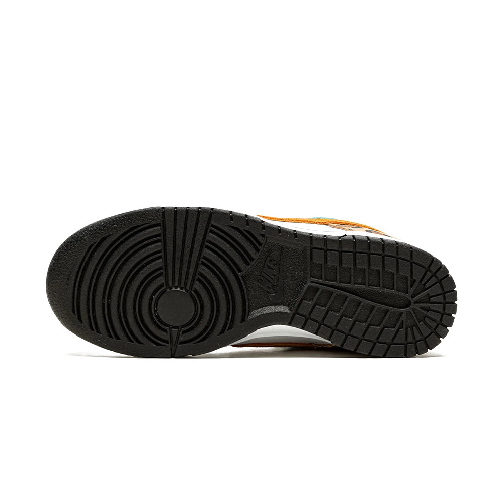 Nike Dunk Low WMNS SE - 'Safari Mix'