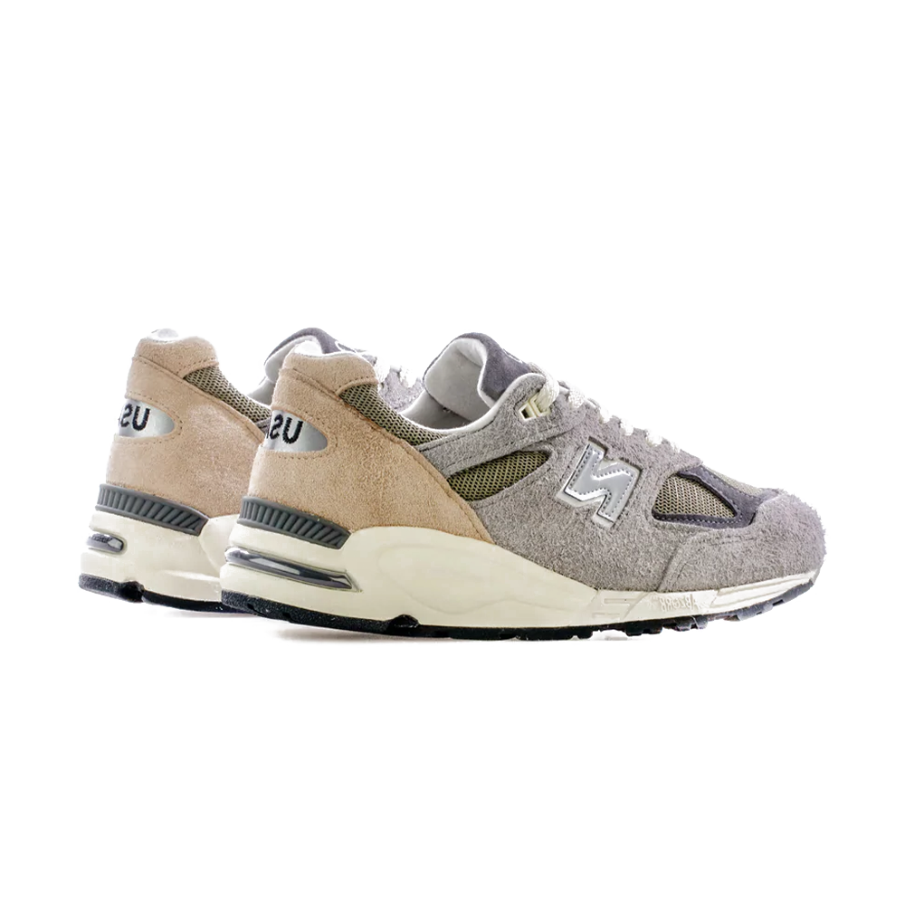 New Balance 990 V2 – 'Teddy Santis'